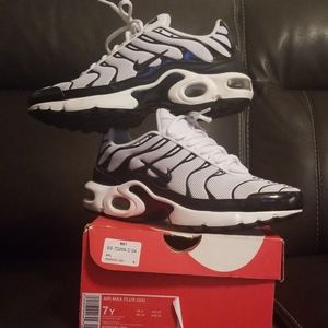 Air max plus
